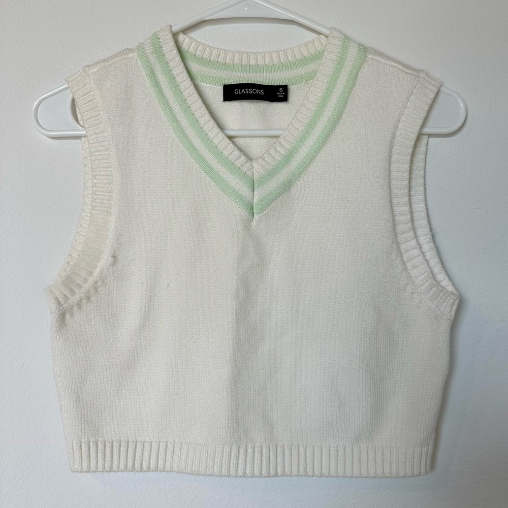 White Cropped Vest